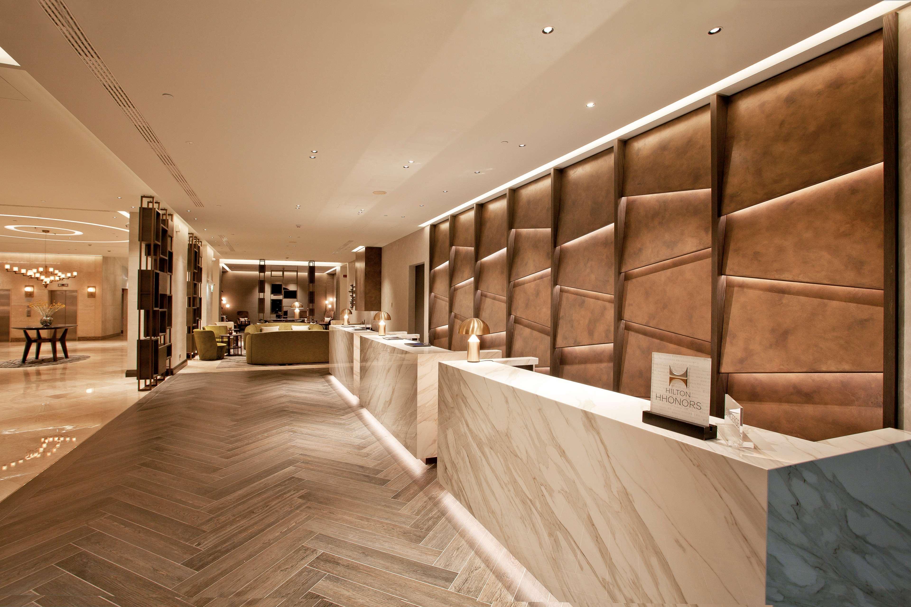 Hilton Milan Hotel Exterior photo