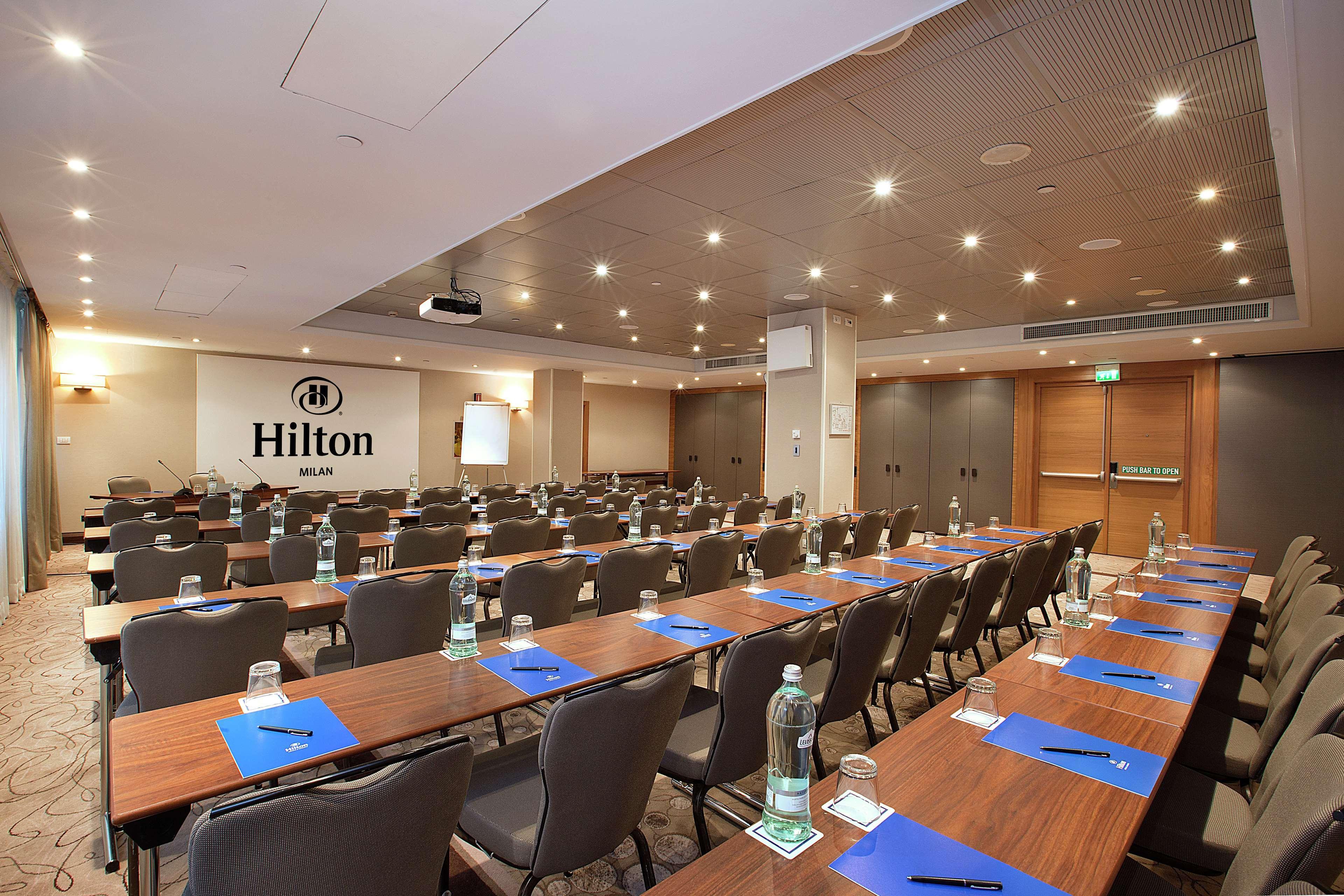 Hilton Milan Hotel Exterior photo